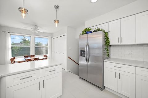 Tiny photo for 7713 Arcadia Street, Morton Grove, IL 60053 (MLS # 12493853)