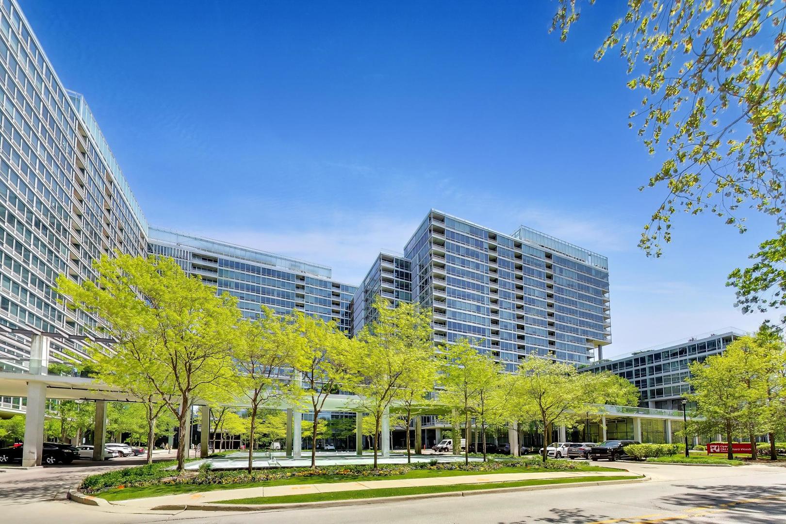 9655 Woods Drive 403