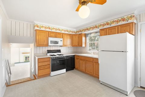 Tiny photo for 306 N Pleasant Drive, Glenwood, IL 60425 (MLS # 12593292)