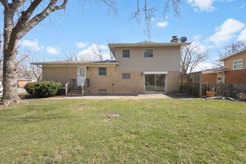 Tiny photo for 306 N Pleasant Drive, Glenwood, IL 60425 (MLS # 12593292)