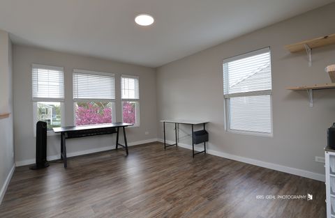 Tiny photo for 862 Heartland Park Lane, Antioch, IL 60002 (MLS # 12636070)