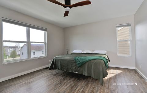 Tiny photo for 862 Heartland Park Lane, Antioch, IL 60002 (MLS # 12636070)