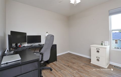 Tiny photo for 862 Heartland Park Lane, Antioch, IL 60002 (MLS # 12636070)