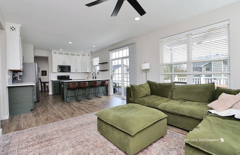 Tiny photo for 862 Heartland Park Lane, Antioch, IL 60002 (MLS # 12636070)