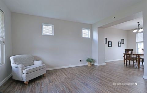 Tiny photo for 862 Heartland Park Lane, Antioch, IL 60002 (MLS # 12636070)