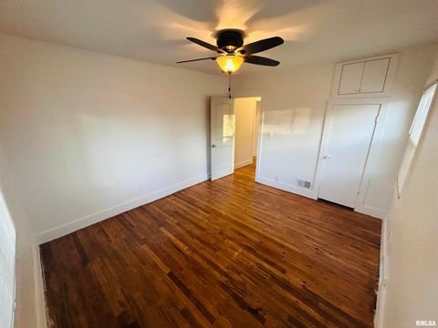 Tiny photo for 2401 PROSPECT Avenue, Clinton, IA 52732 (MLS # QC4269514)