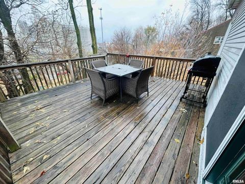 Tiny photo for 2401 PROSPECT Avenue, Clinton, IA 52732 (MLS # QC4269514)