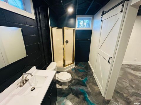 Tiny photo for 2401 PROSPECT Avenue, Clinton, IA 52732 (MLS # QC4269514)