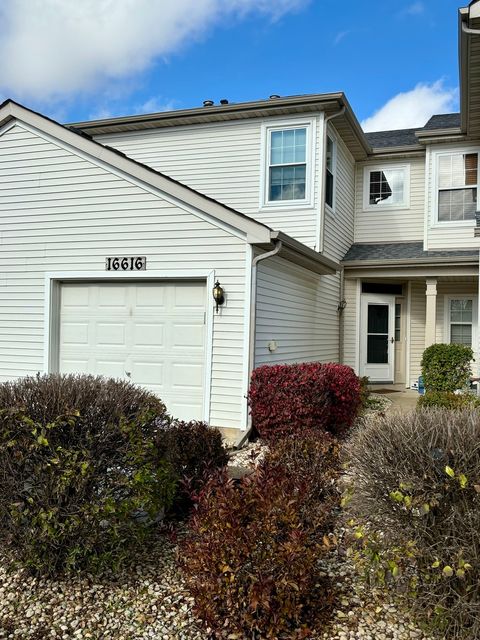 A home in Lockport