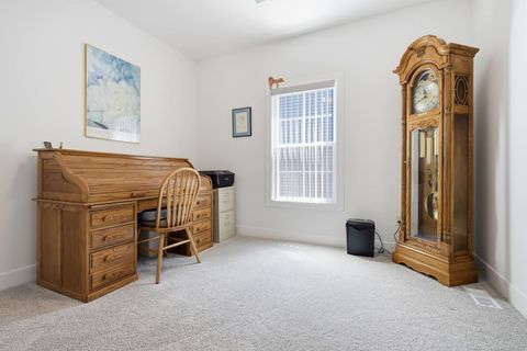 Tiny photo for 16 Stonehouse Court, Bloomington, IL 61705 (MLS # 12713584)