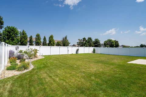 Tiny photo for 16 Stonehouse Court, Bloomington, IL 61705 (MLS # 12713584)