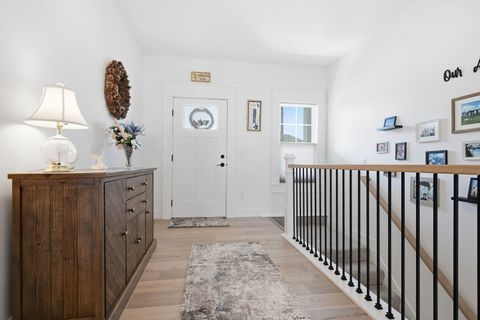 Tiny photo for 16 Stonehouse Court, Bloomington, IL 61705 (MLS # 12713584)