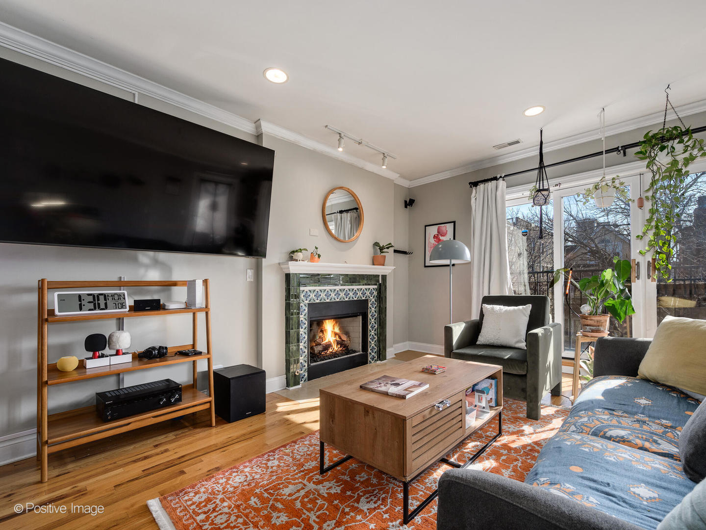 830 W Bradley Place 3S