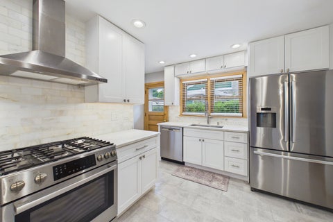 Tiny photo for 203 S Edward Street, Mount Prospect, IL 60056 (MLS # 12705386)