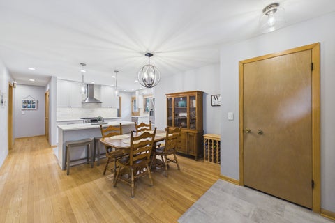 Tiny photo for 203 S Edward Street, Mount Prospect, IL 60056 (MLS # 12705386)