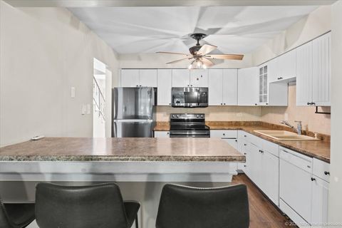 Tiny photo for 7526 S Cork Avenue #7526, Justice, IL 60458 (MLS # 12416737)