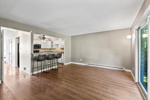 Tiny photo for 7526 S Cork Avenue #7526, Justice, IL 60458 (MLS # 12416737)