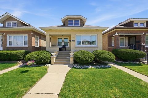 Photo of Berwyn, IL 60402 (MLS # 12639916)