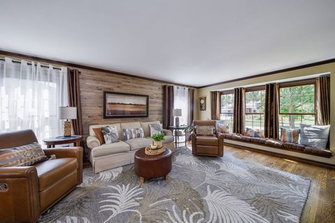 Tiny photo for 1473 Creekside Drive, Wheaton, IL 60189 (MLS # 12463730)