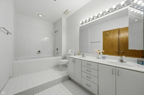 Tiny photo for 910 S Michigan Avenue #617, Chicago, IL 60605 (MLS # 12704717)