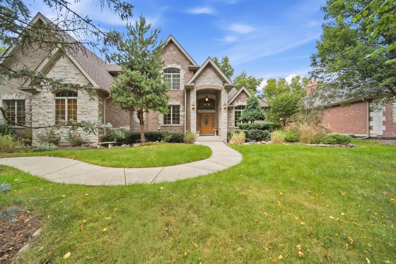 209 Linden Oaks Lane