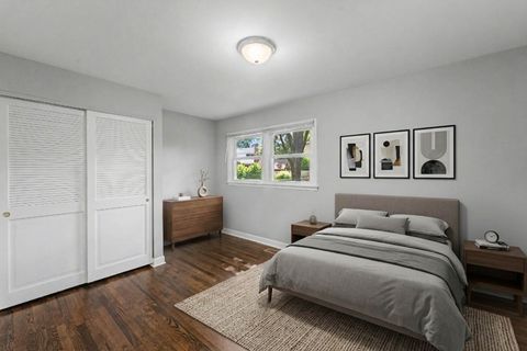 Tiny photo for 1704 S Highland Avenue, Arlington Heights, IL 60005 (MLS # 12689341)