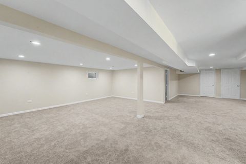 Tiny photo for 1704 S Highland Avenue, Arlington Heights, IL 60005 (MLS # 12689341)