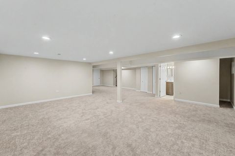 Tiny photo for 1704 S Highland Avenue, Arlington Heights, IL 60005 (MLS # 12689341)