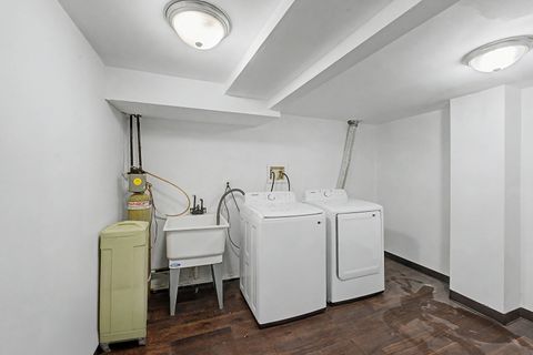 Tiny photo for 1704 S Highland Avenue, Arlington Heights, IL 60005 (MLS # 12689341)