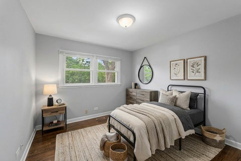 Tiny photo for 1704 S Highland Avenue, Arlington Heights, IL 60005 (MLS # 12689341)