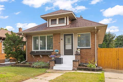 Tiny photo for 1330 Plainfield Road, Joliet, IL 60435 (MLS # 12712675)