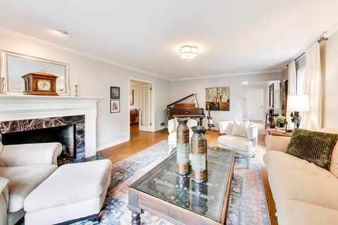 Tiny photo for 2156 Glendale Avenue, Northbrook, IL 60062 (MLS # 12637037)