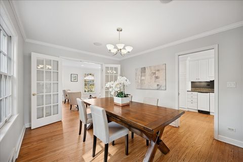 Tiny photo for 509 Pinecrest Lane, Wilmette, IL 60091 (MLS # 12530781)