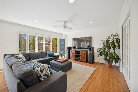 Tiny photo for 509 Pinecrest Lane, Wilmette, IL 60091 (MLS # 12530781)