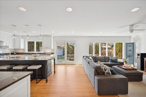 Tiny photo for 509 Pinecrest Lane, Wilmette, IL 60091 (MLS # 12530781)