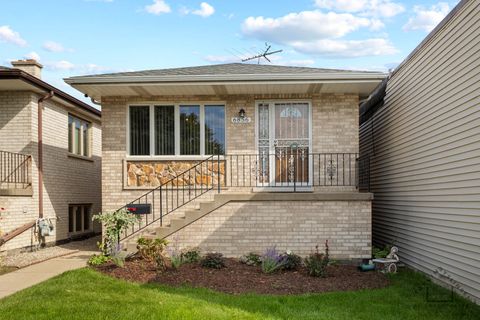 Photo of 6856 W Montrose Avenue, Harwood Heights, IL 60706 (MLS # 12466782) Photo of 6856 W Montrose Avenue, Harwood Heights, IL 60706 (MLS # 12466782)