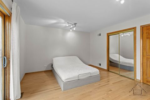 Tiny photo for 6856 W Montrose Avenue, Harwood Heights, IL 60706 (MLS # 12466782)