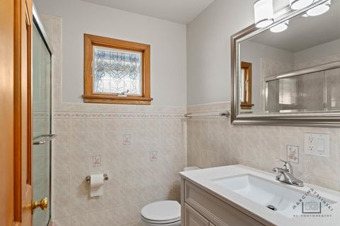 Tiny photo for 6856 W Montrose Avenue, Harwood Heights, IL 60706 (MLS # 12466782)