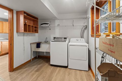 Tiny photo for 6856 W Montrose Avenue, Harwood Heights, IL 60706 (MLS # 12466782)