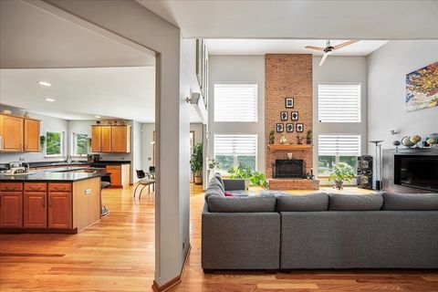 Tiny photo for 1839 Kings Gate Lane, Crystal Lake, IL 60014 (MLS # 12450735)