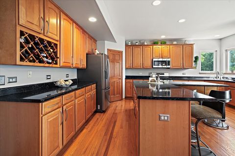 Tiny photo for 1839 Kings Gate Lane, Crystal Lake, IL 60014 (MLS # 12450735)