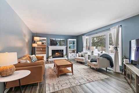 Tiny photo for 325 Stonegate Road, Algonquin, IL 60102 (MLS # 12586035)