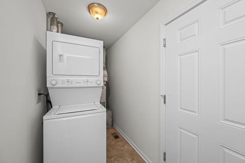 Tiny photo for 948 Longboat Lane, Schaumburg, IL 60194 (MLS # 12660107)
