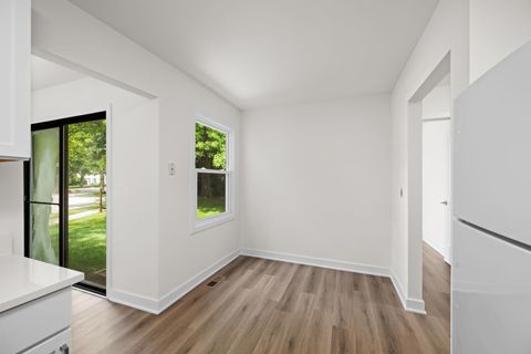 Tiny photo for 948 Longboat Lane, Schaumburg, IL 60194 (MLS # 12660107)