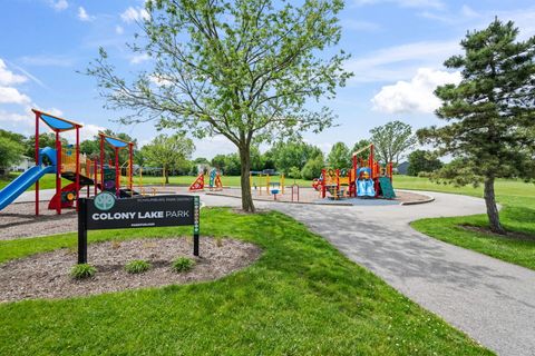 Tiny photo for 948 Longboat Lane, Schaumburg, IL 60194 (MLS # 12660107)