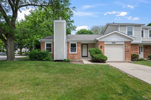 Photo of 948 Longboat Lane, Schaumburg, IL 60194 (MLS # 12660107)