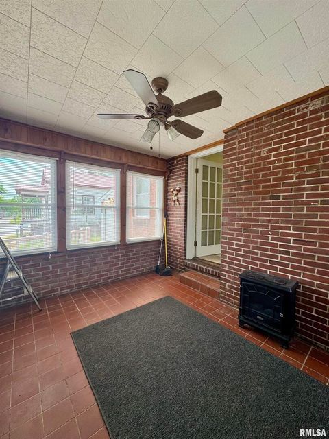 Tiny photo for 215 S JACKSON Street, Harrisburg, IL 62946 (MLS # EB458799)