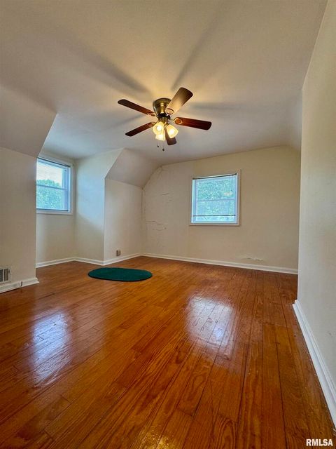 Tiny photo for 215 S JACKSON Street, Harrisburg, IL 62946 (MLS # EB458799)