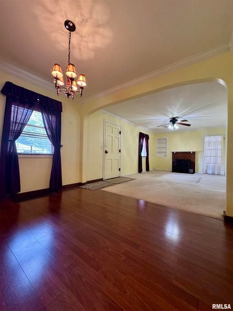 Tiny photo for 215 S JACKSON Street, Harrisburg, IL 62946 (MLS # EB458799)