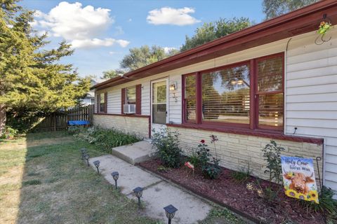 Tiny photo for 35 Liberty Boulevard, Machesney Park, IL 61115 (MLS # 12486980)